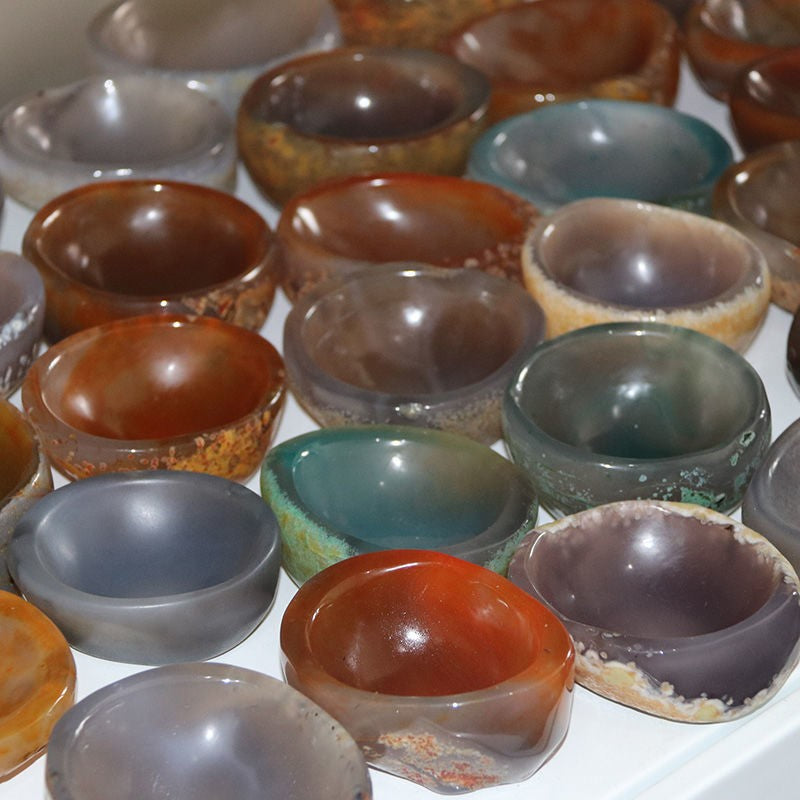 Home Crystal Agate Bowl Decoration, Crystal Agate Bowl Decoration, exuding elegance and sophistication. Crafted from natural agate, this exquisite piece adds a touch of timeless beauty to any room, making it a perfect accent for your living space." - Crystalbloomaromatics