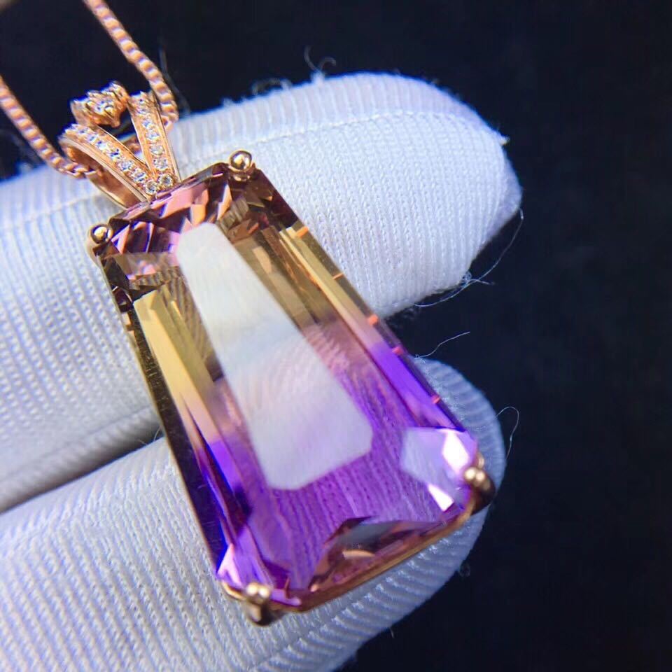 Oversized pendant features natural Amethyst crystal pendant - CRYSTALOIL