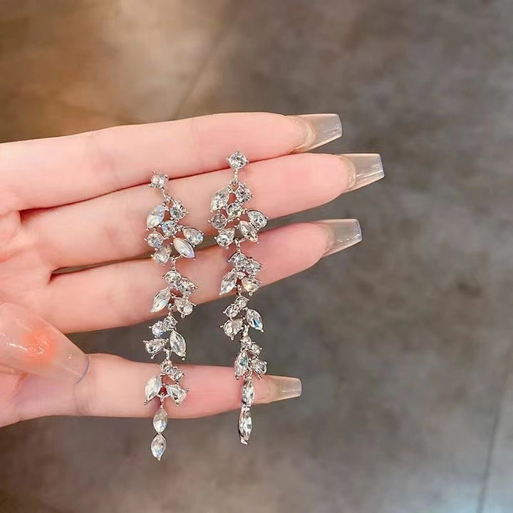 Light Luxury Crystal Diamond Leaf Tassel Earrings - CRYSTALOIL