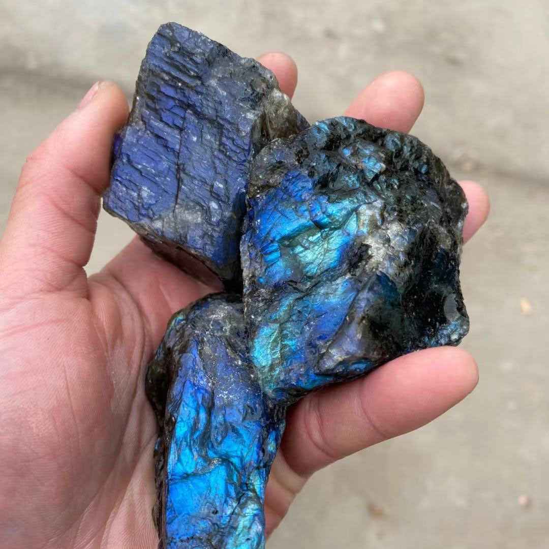Blue Moonlight Stone, Large Raw Stone. - CRYSTALOIL