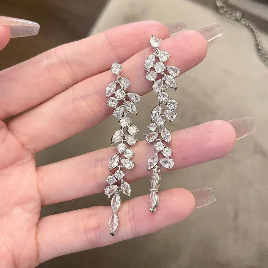 Light Luxury Crystal Diamond Leaf Tassel Earrings - CRYSTALOIL