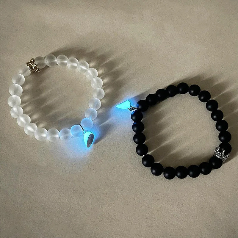 Fashion Jewelry 2pcs Handmade Crown Beaded Charms Bracelet Luminou Heart Glow In The Dark Couple Bracelet For Lover Men Women Fluorescent Gift - CRYSTALOIL