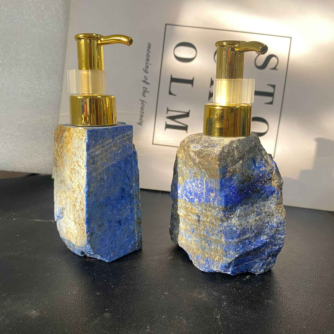 Natural Crystal Stone Perfume Bottle for Enhanced Aroma Experience - CRYSTALOIL