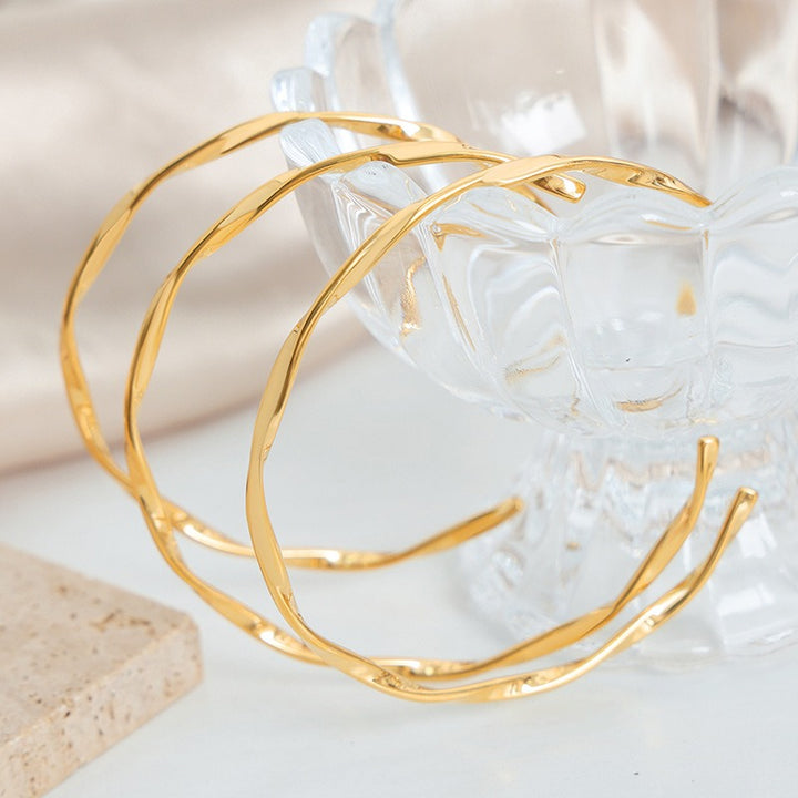 18K gold twisted design light luxury retro open bracelet - CRYSTALOIL